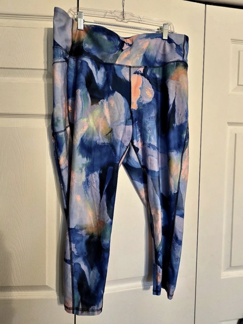 DSG Women's Momentum High-Rise Crop Leggings Momentum High-Rise Abstract Print
